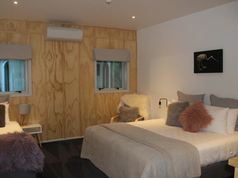 Doppelzimmer in der Lodge Unterkunft in Tutukaka in Neuseeland.