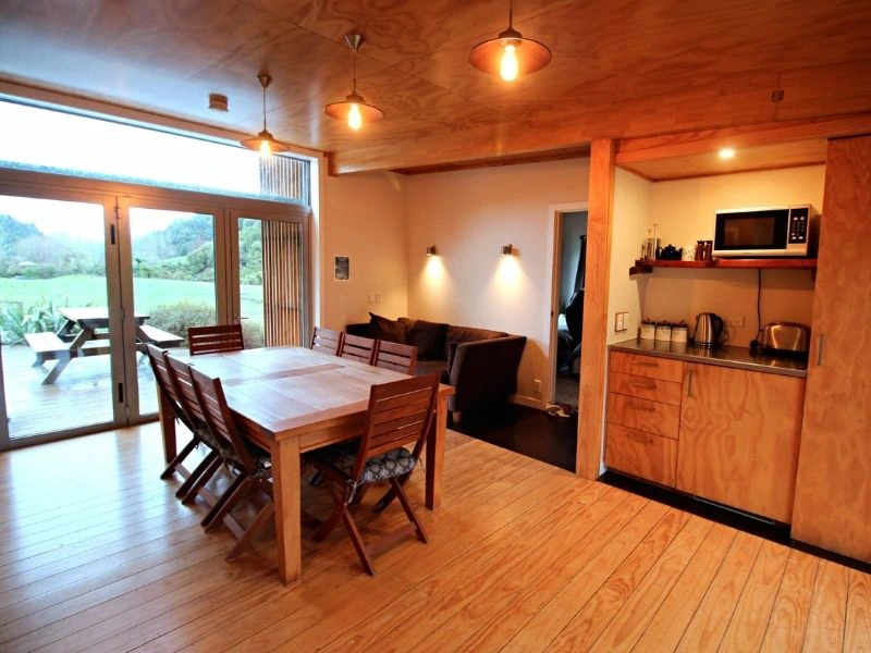 Urige Küche in der Unterkunft in Whanganui, Neuseeland