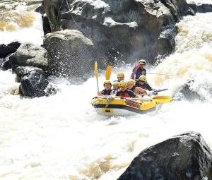 Stromschnellen beim Rafting