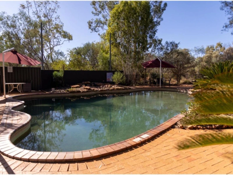 Australia Kings Canyon Resort Pool