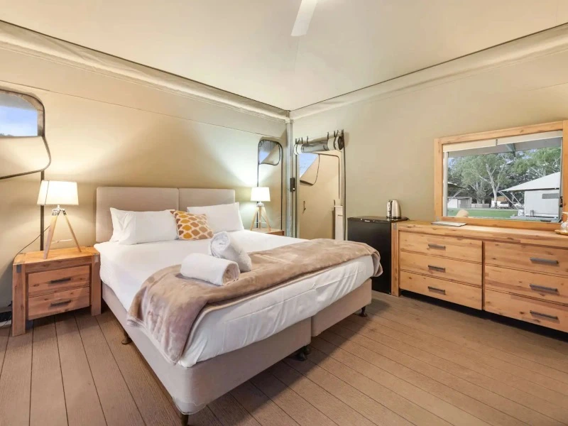 Australië Noosa glampingtent binnenkant