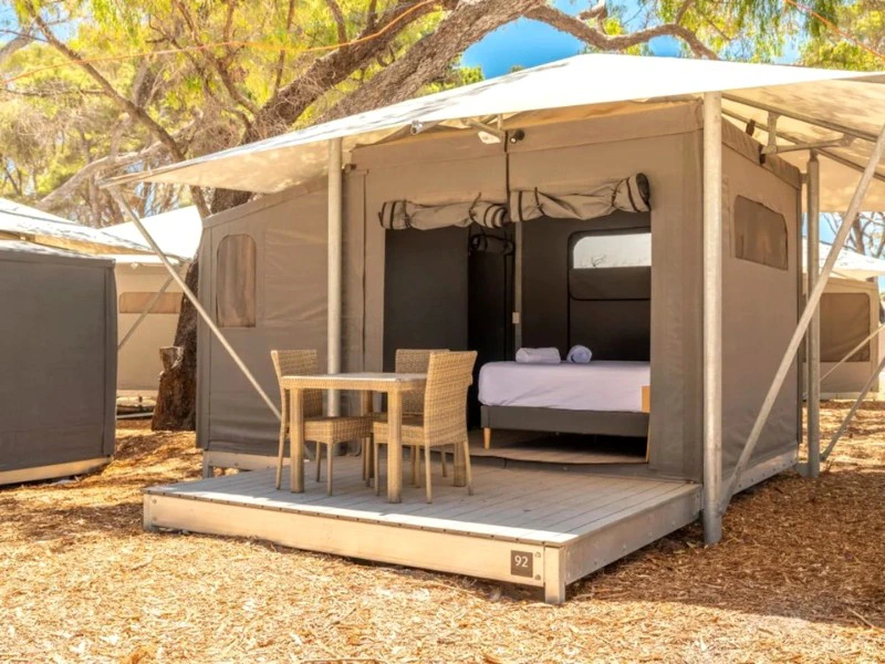 Glamping-Zelt mit privater Terrasse auf Rottnest Island in Australien