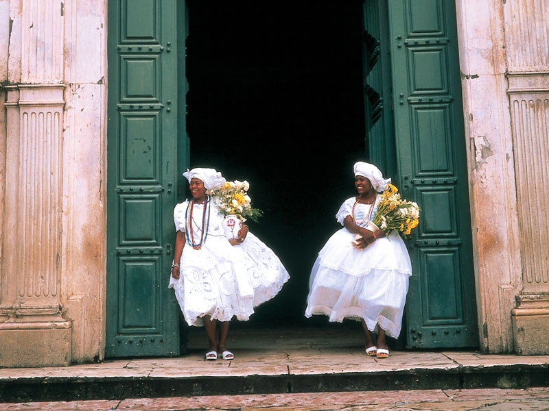 Brasilien Rundreise Salvador Bahianas Trachten