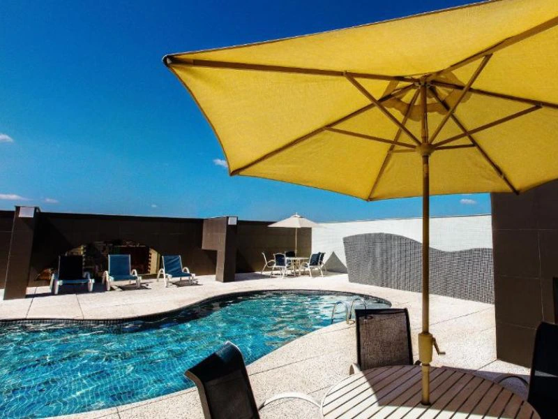 Pool im Hotel in Brasilia in Brasilien