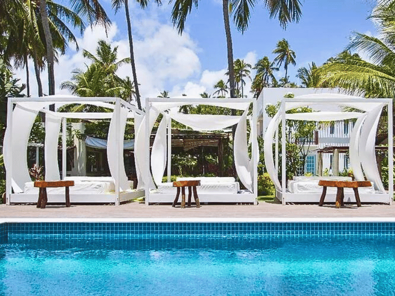 Pool vom Hotel in Maragogi in Brasilien