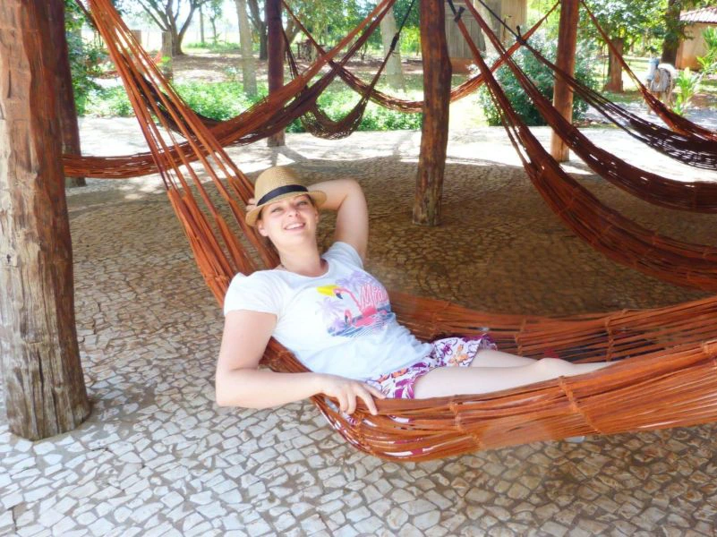 Frau in Hängematte, Pantanal Brasilien