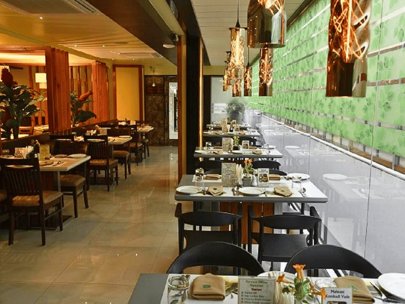 Restaurant im Hotel in Aurangabad, Indien