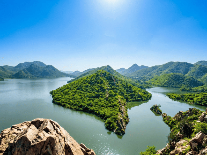 Tiger Lake bei Udaipur in Indien