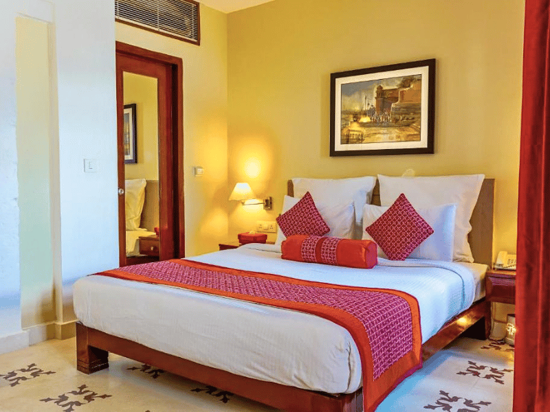 Zimmer im komfortablen Hotel in Varanasi, Indien