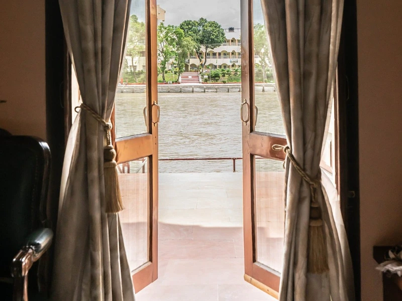 Hotelterasse in Haridwar in Indien