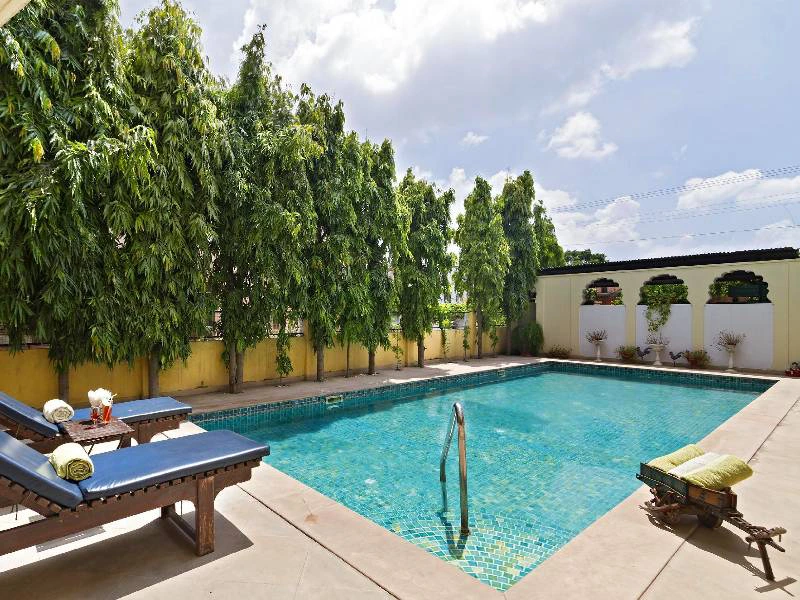 Hotelpool in Jaipur