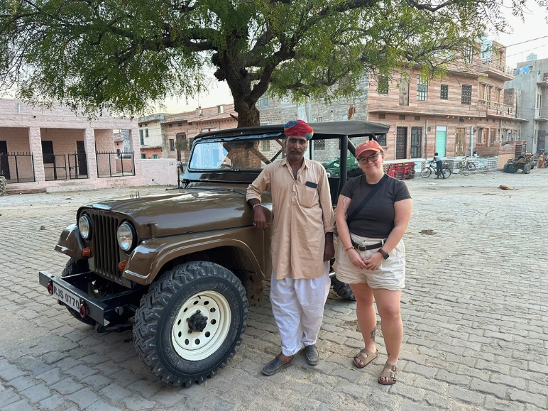 Dorfsafari im Jeep in Chandelao, Indien