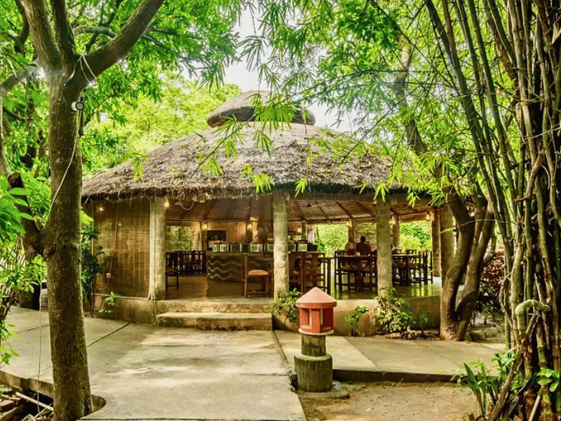 Café im Corbett Nationalpark in Indien