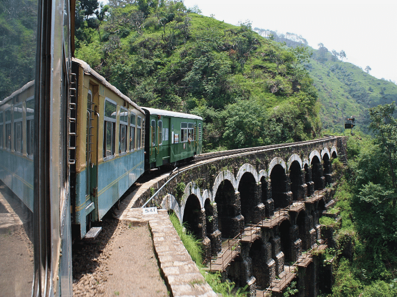 Toy Train in Shimla im Himalaya in Indin