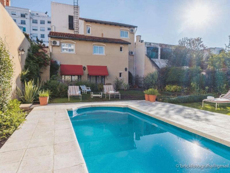 Hotelpool in Salta in Argentinien