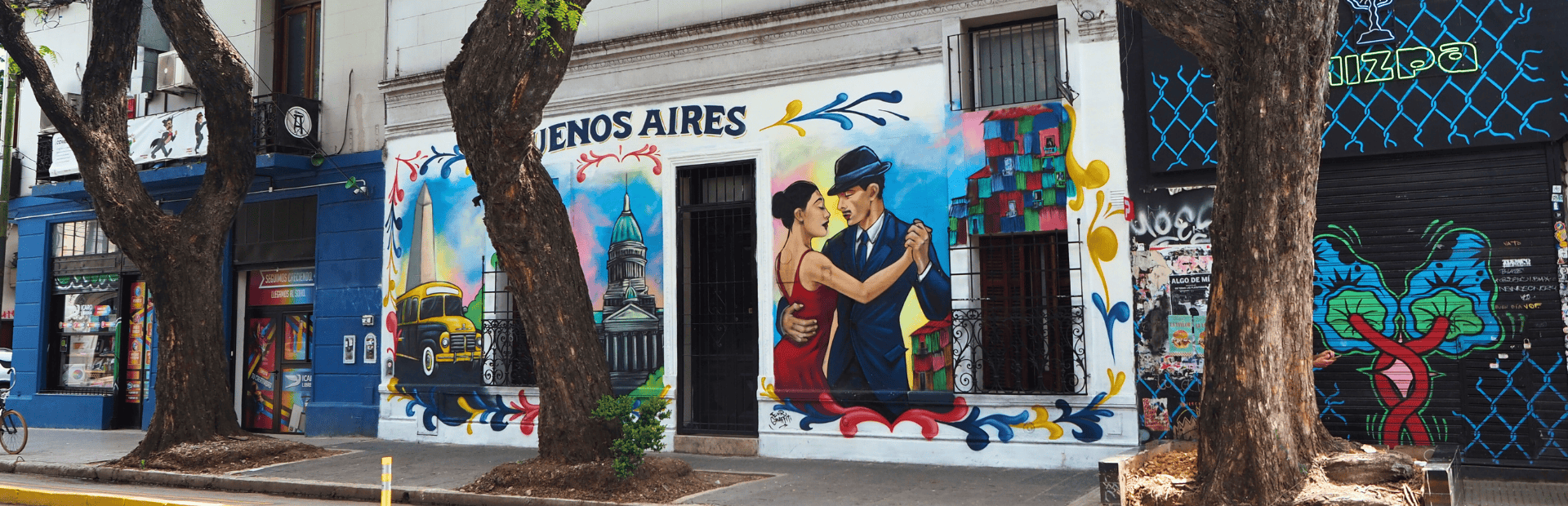 Buenos Aires - Strasse mit Graffiti