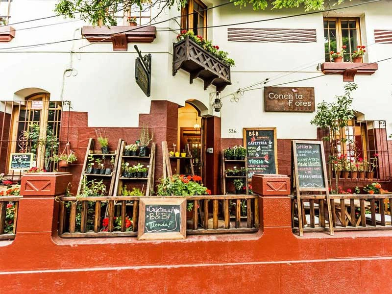 Außenansicht des Hotels in Santiago de Chile