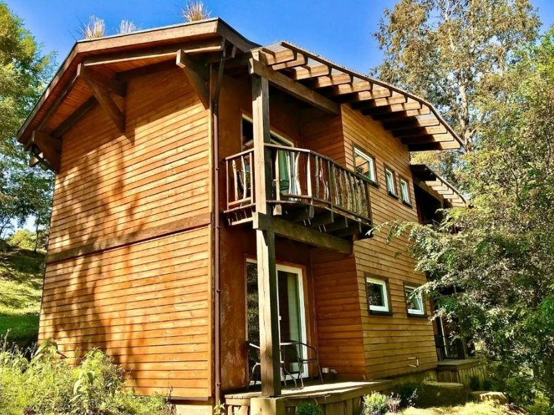 Außenansicht des Hotels in Pucon