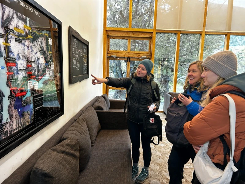 Karte im Besucherzentrum in Torres de Paine in Chile