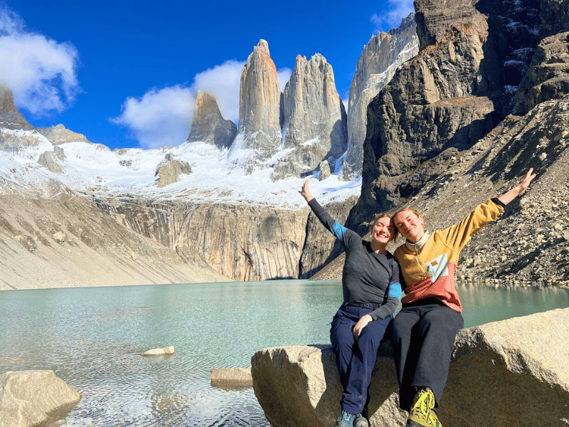 Frauen im Torres del Paine Nationalpark in Chile