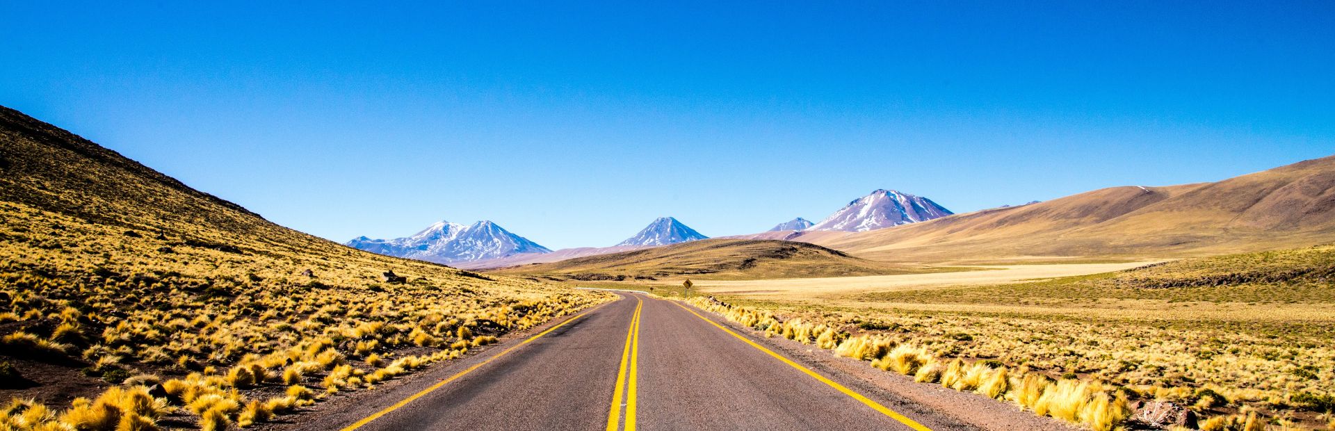 Straße bei San Pedro de Atacama in Chile