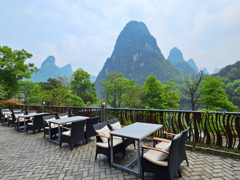 Hotel zwischen den Kartsbergen in Yangshuo