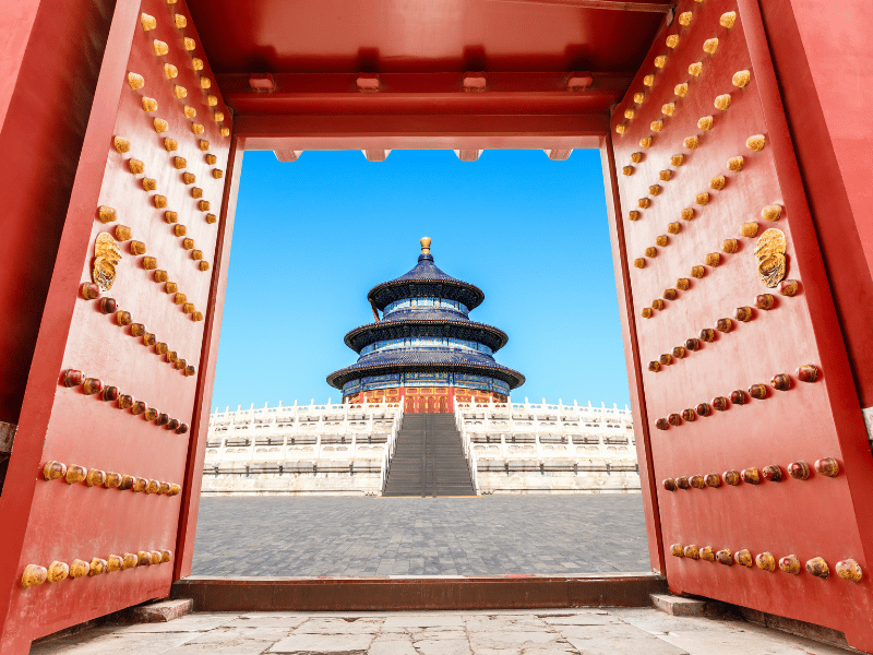 Rotes Tor zum Himmelspalast in der verbotenen Stadt in Peking
