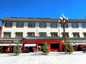 Hoteleingang in Xiahe in China