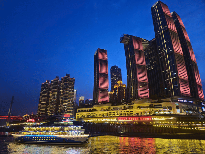 Die Skyline von Chongqing bei Nacht