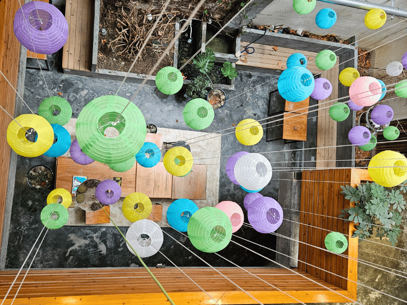 Farbenfrohes Design im Zhaoxing Hotel