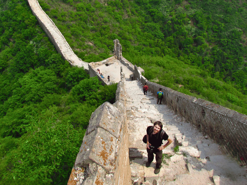 Reisender auf der Großen Mauer von Jinshaling