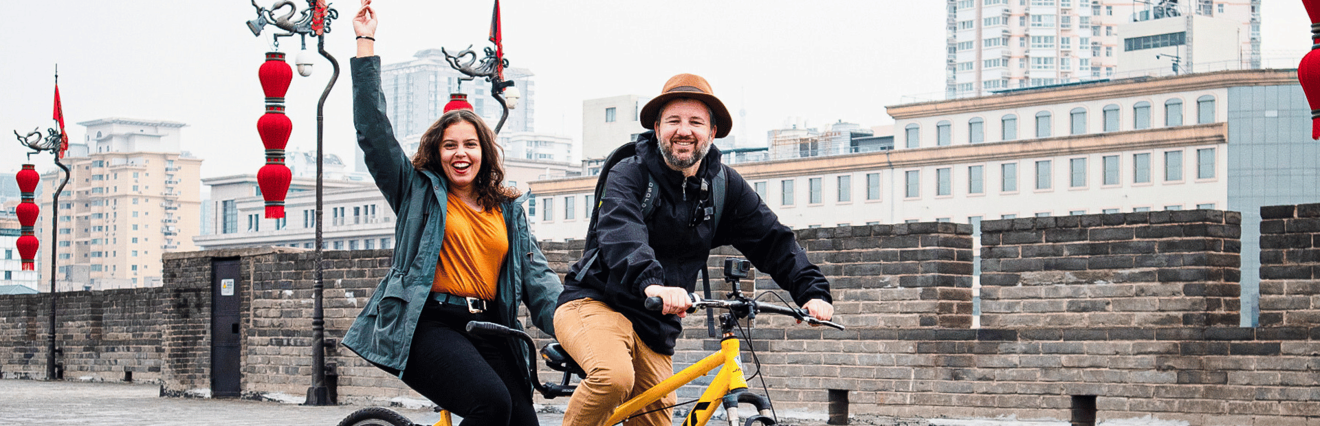 Reisende auf dem Fahrrad in Xian, China