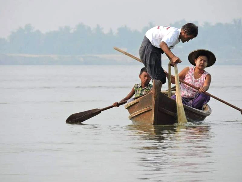 Fischer auf dem Irrawaddy