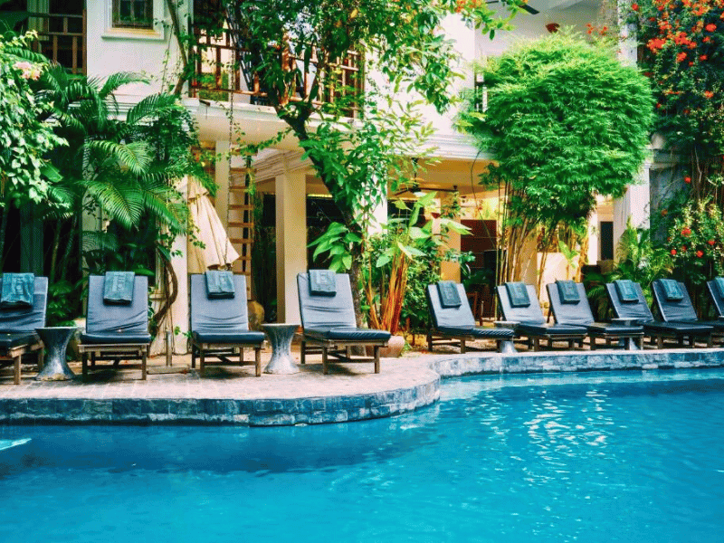 Pool im Siem Reap Hotel, Kambodscha