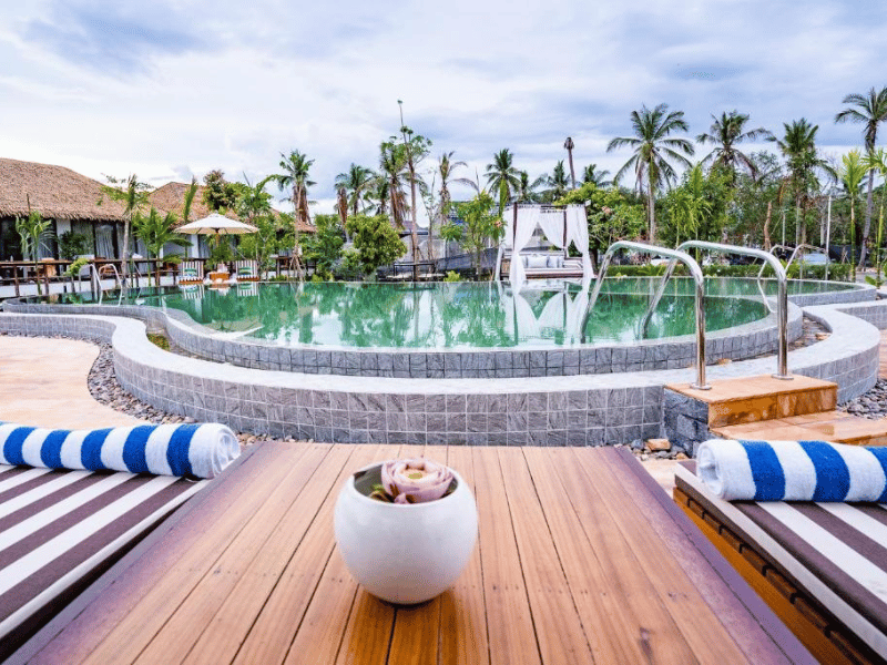 Hotelpool in Kampot, Kambodscha