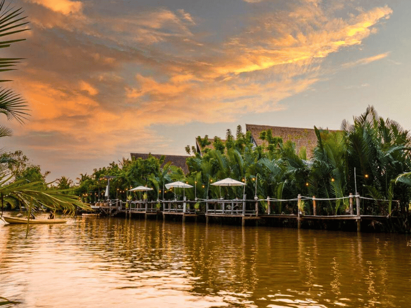 Hotel am Fluss in Kampot, Kambodscha