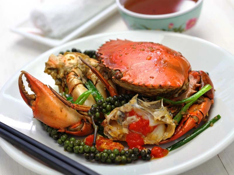 Krabbengericht zubereitet in Kambodscha