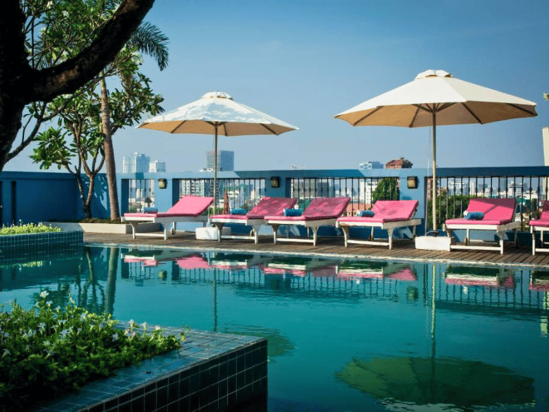 Hotelpool in Phnom Penh Kambodscha