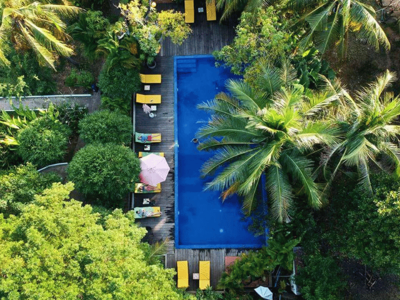 Hotelpool in Sambor Prei Kuk Kambodscha