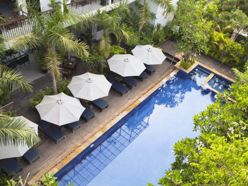 Hotelpool in Siem Reap