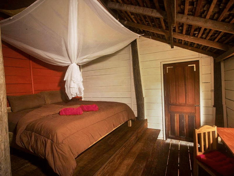 Zimmer im Elephant Conservation Center in Laos