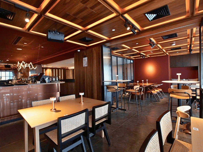 Restaurant im Stadthotel in Kota Kinabalu