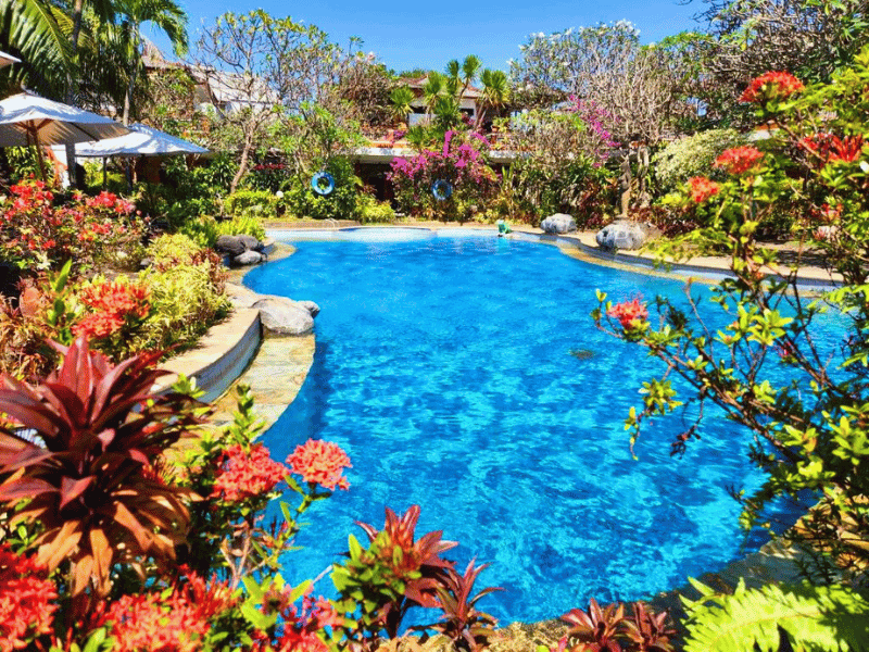 Hotelpool in Sanur auf Bali