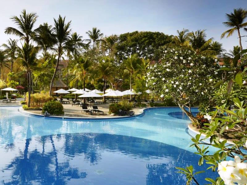 Entspannen am Pool in Nusa Dua