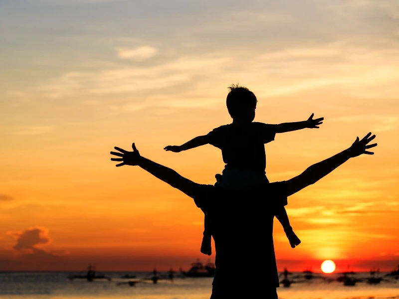 Sonnenuntergang am Strand von Lombok, Indonesien