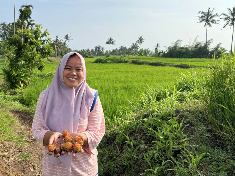 Guide beim Ausflug in Senaru, Indonesien