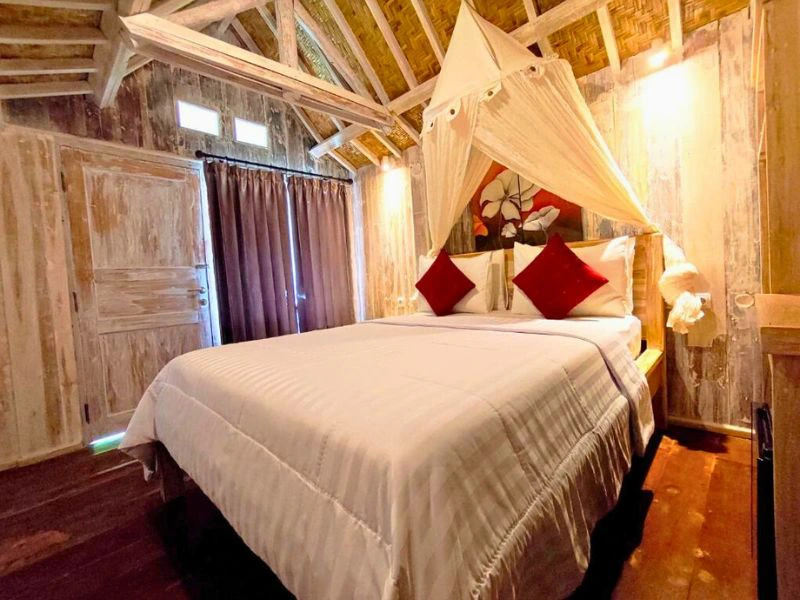 Zimmer im Hotel in den Reisfeldern auf Lombok