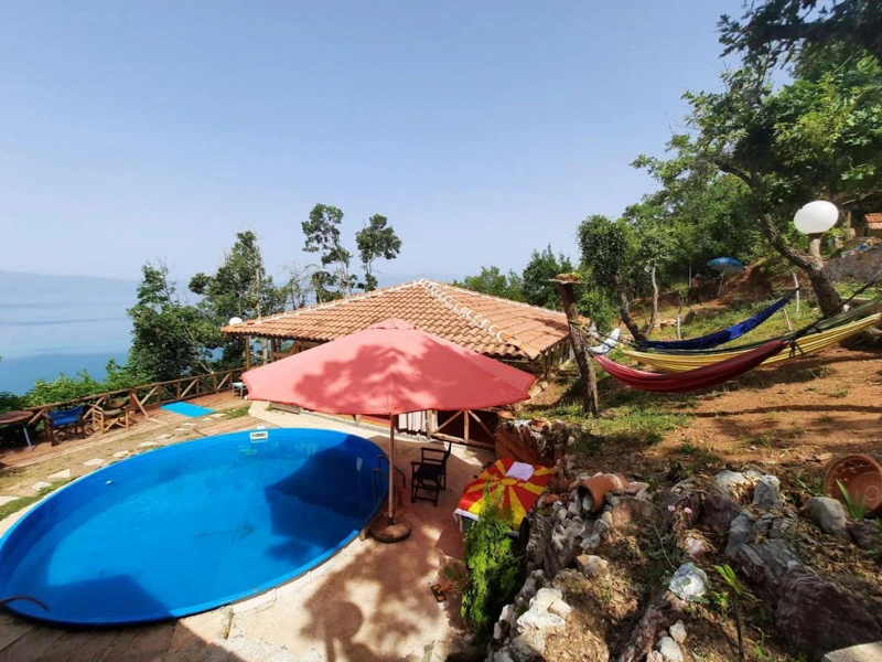 Pool in der Unterkunft in Ohrid Nordmazedonien