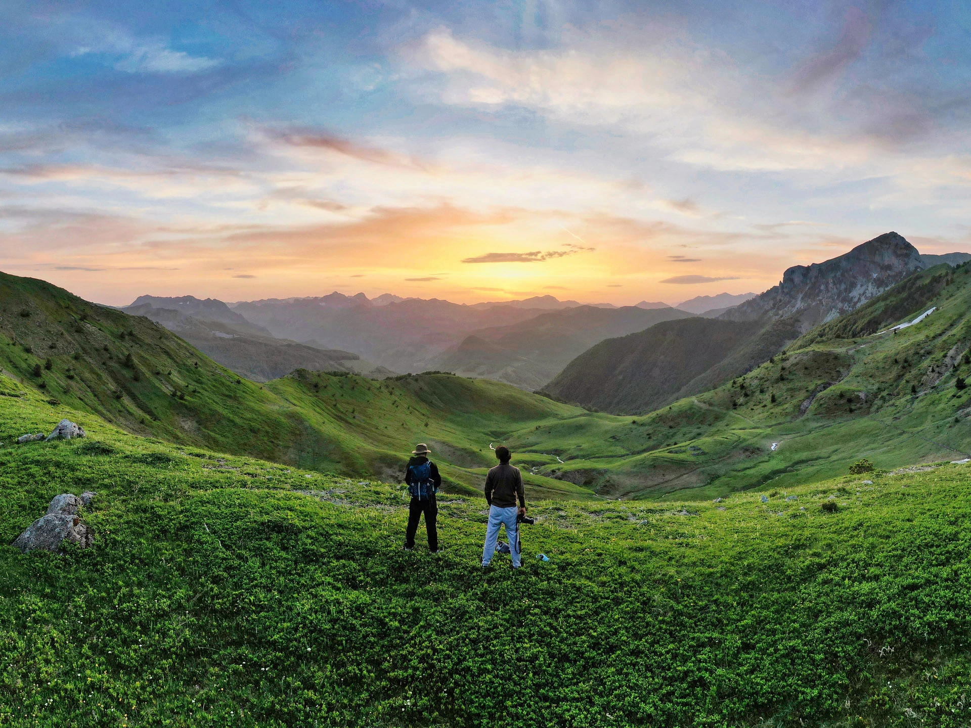 Wanderer in der Natur bei Lepushe Albanien