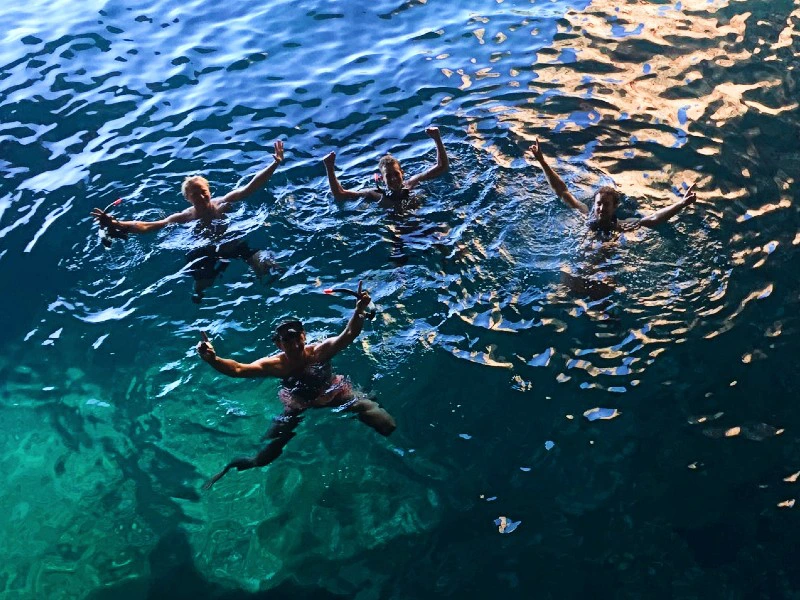 Schnorcheln während Ihrer Inselhüpfen-Expedition